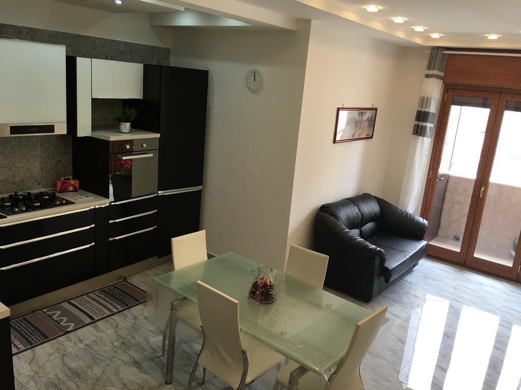 Supera Napoli Apartment Eksteriør billede